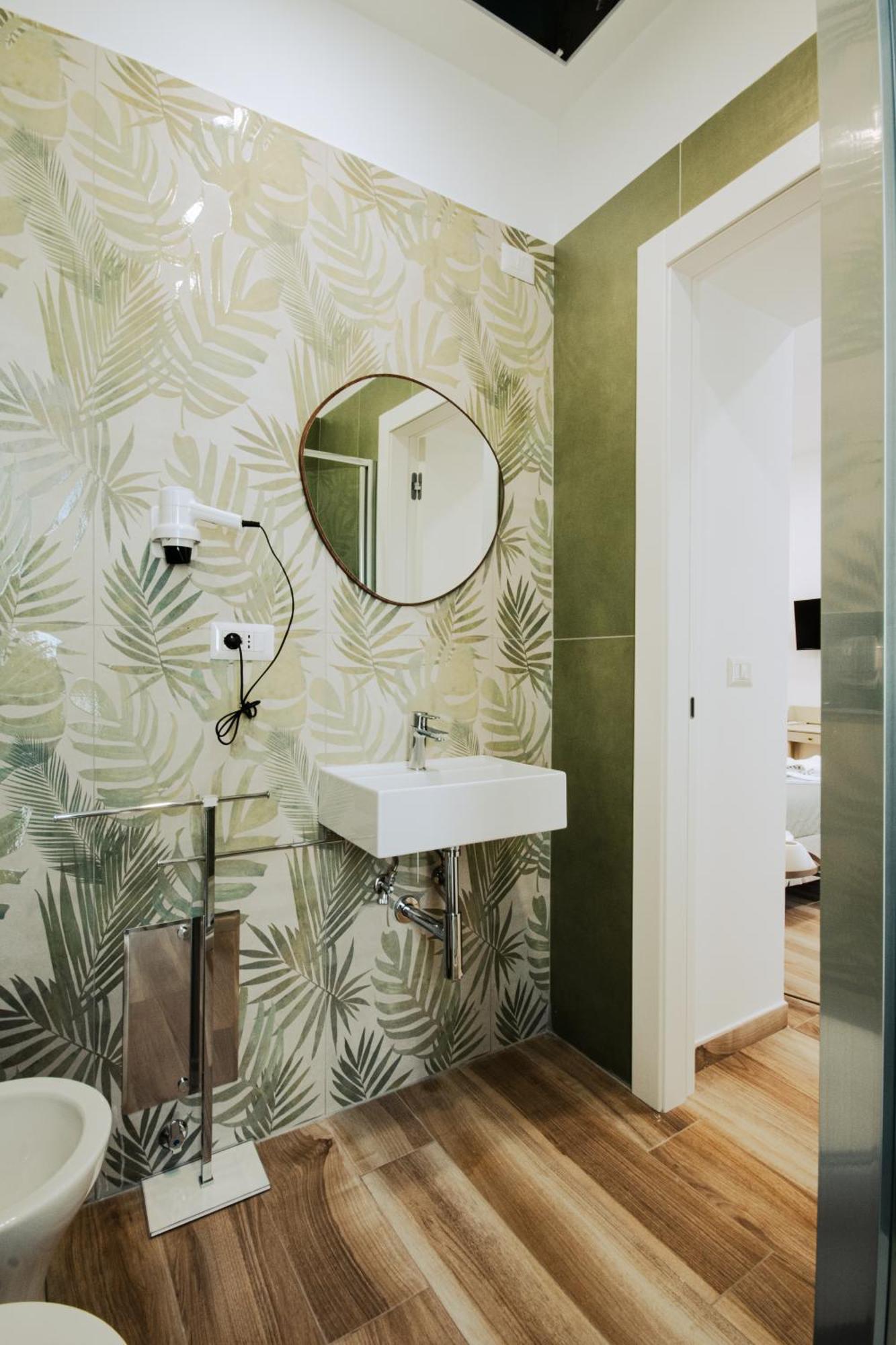 B&B Lara'S Home By I Borbone Naples Exterior photo